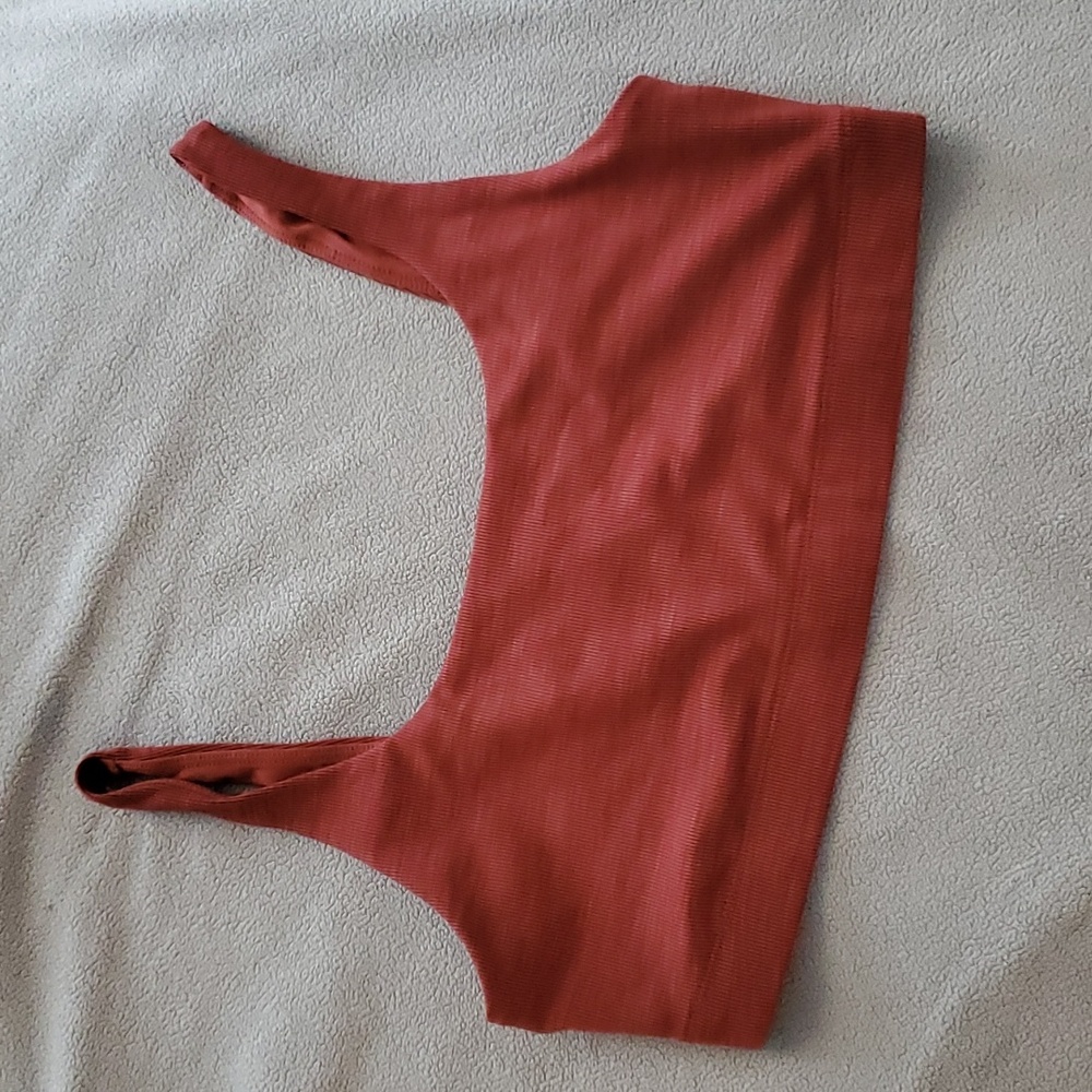 Vuori ribbed sports bra large